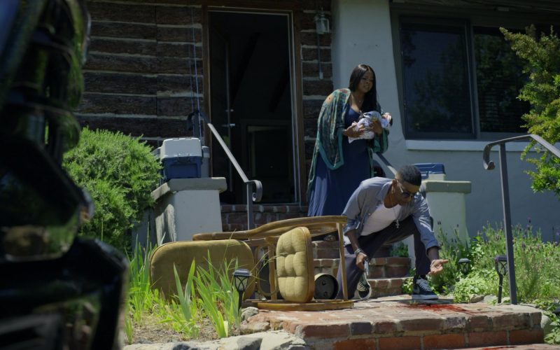Nike Shoes in Carl Webers The Family Business S06E10 “It All Comes Down to This…” (2025) (Image 1)