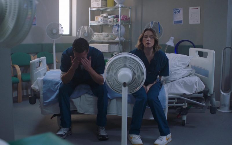 Nike Shoes in Casualty S40E09 (2026) (Image 1)