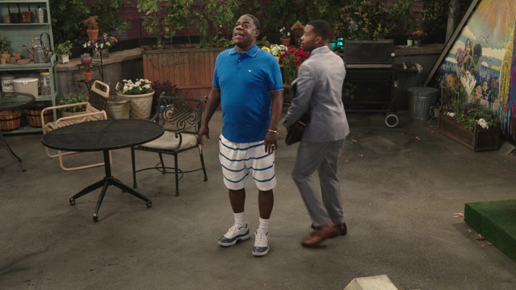 Nike Shoes in Crutch S01E08 “Free Crutch” (2025) (Image 1)