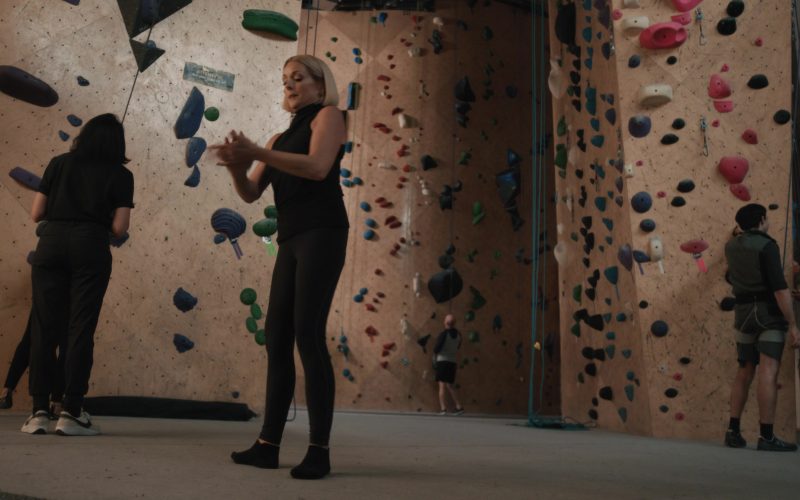 Nike Shoes in Elsbeth S01E02 “A Classic New York Character” (2024) (Image 1)