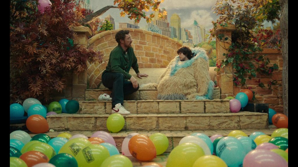 Nike Shoes in Eric S01E06 (2024) (Image 10)