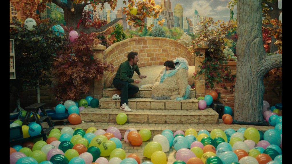 Nike Shoes in Eric S01E06 (2024) (Image 3)