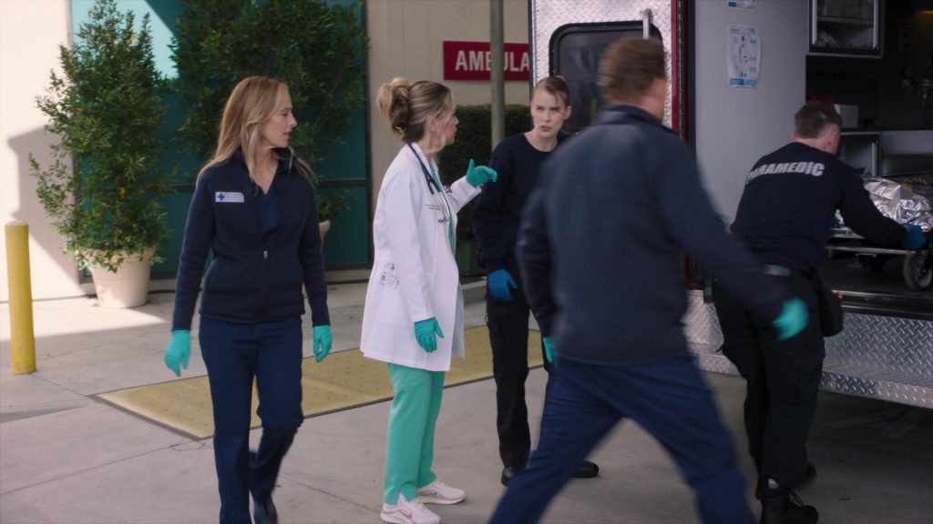 Nike Shoes in Greys Anatomy S22E15 “Take Me to the River” (2026) (Image 1)