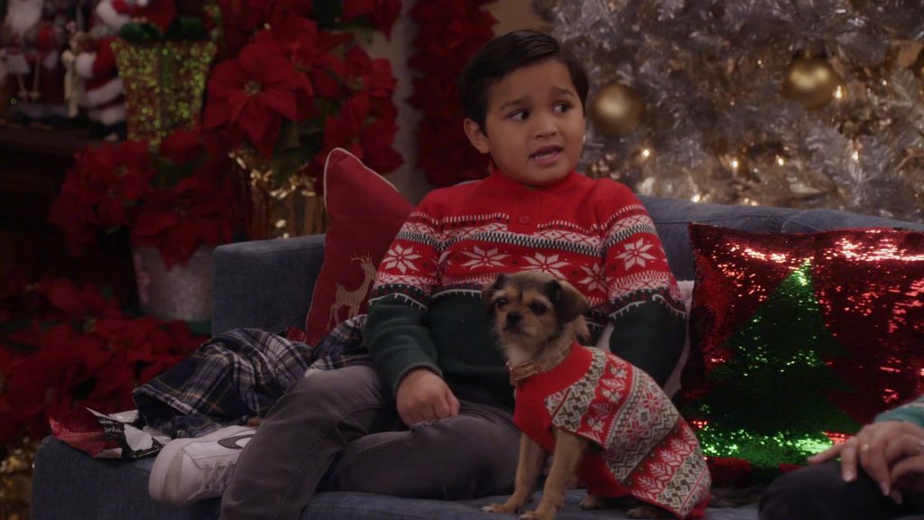 Nike Shoes in Lopez vs Lopez S03E07 “Lopez vs Santa” (2024) (Image 6)