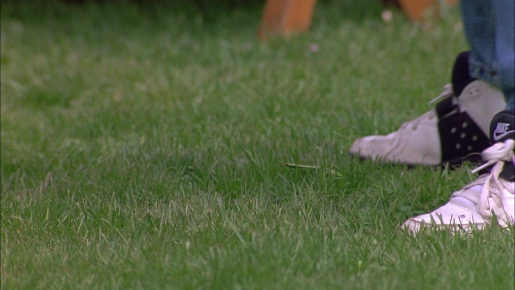 Nike Shoes in North (1994) (Image 2)