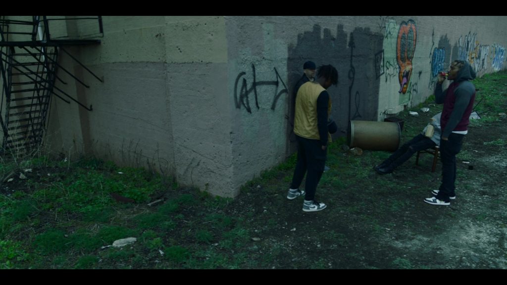 Nike Shoes in Power Book IV Force S03E04 “Time to See the King” (2025) (Image 2)