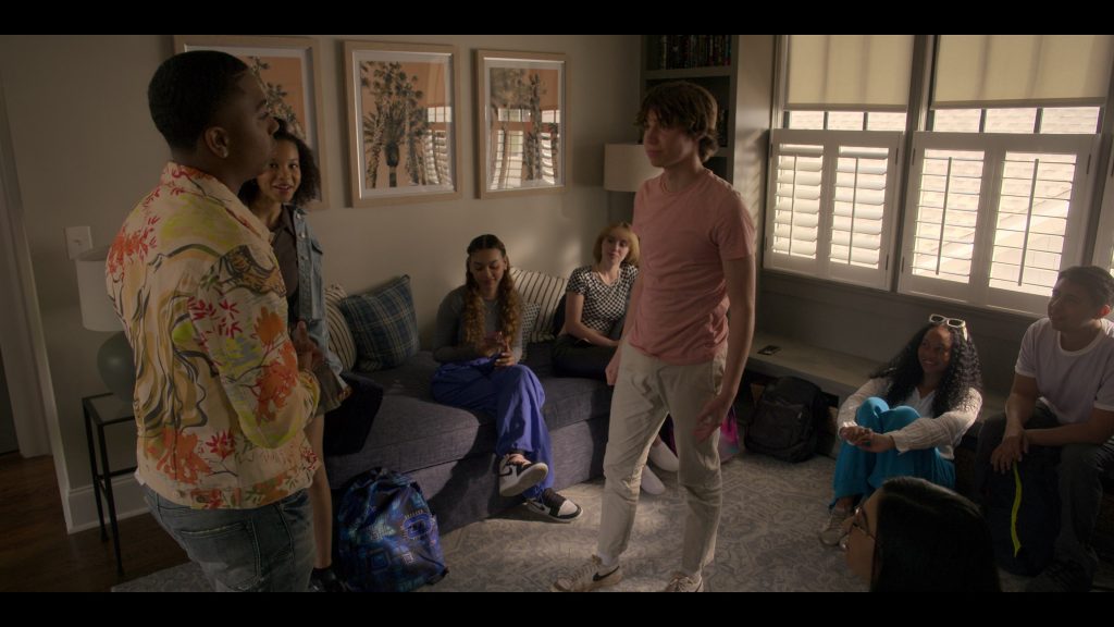 Nike Shoes in Reasonable Doubt S02E08 “Change the Game” (2024) (Image 3)