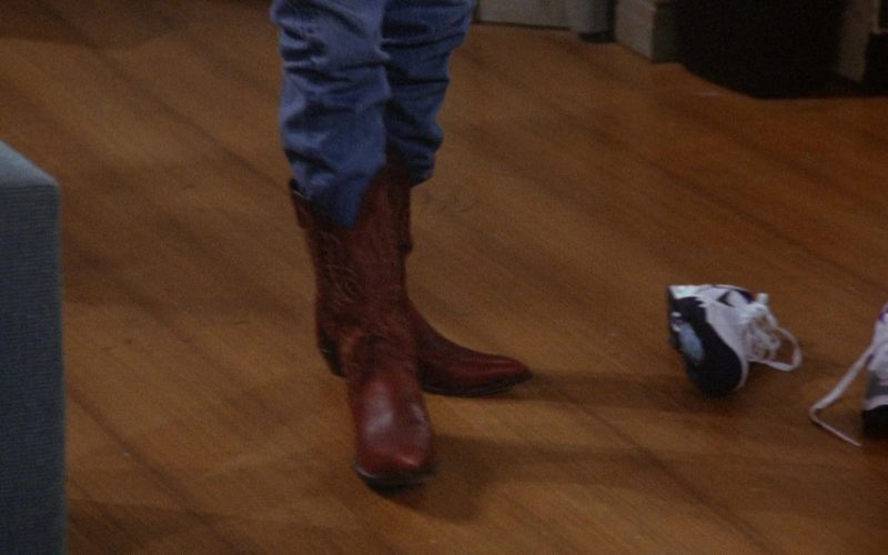 Nike Shoes in Seinfeld Season 6 Episode 8 “The Mom & Pop Store” (1994) (Image 1)