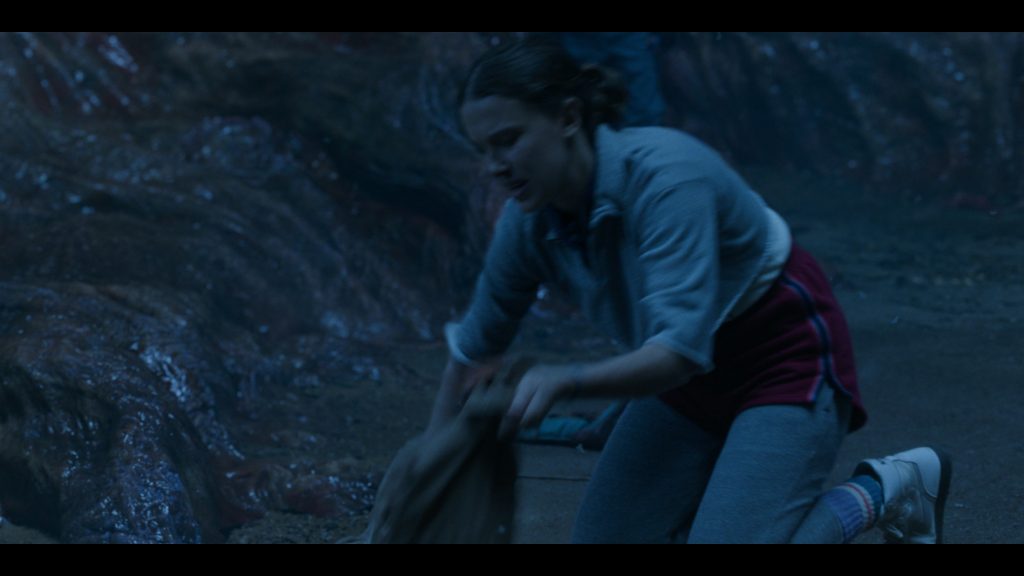 Nike Shoes in Stranger Things S05E03 “Chapter Three – The Turnbow Trap” (2025) (Image 1)