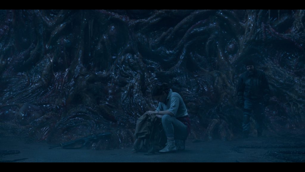 Nike Shoes in Stranger Things S05E03 “Chapter Three – The Turnbow Trap” (2025) (Image 13)