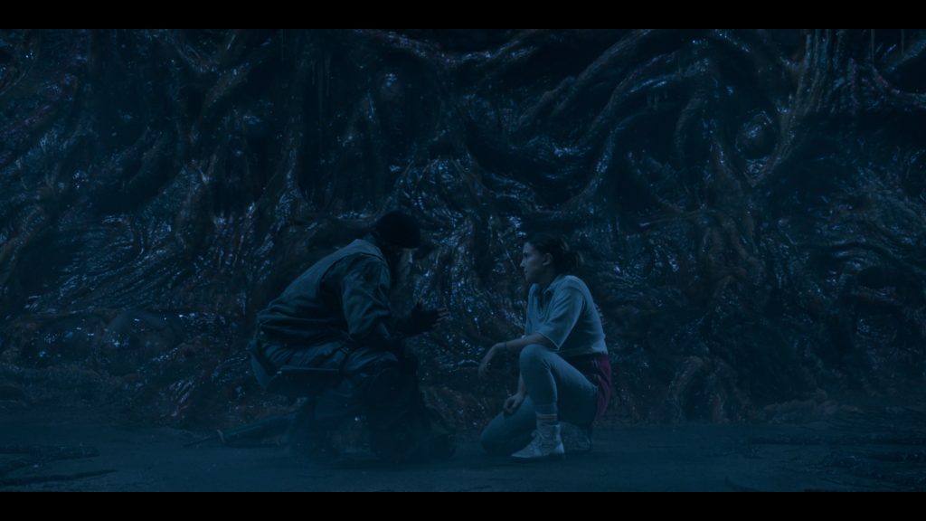 Nike Shoes in Stranger Things S05E03 “Chapter Three – The Turnbow Trap” (2025) (Image 17)