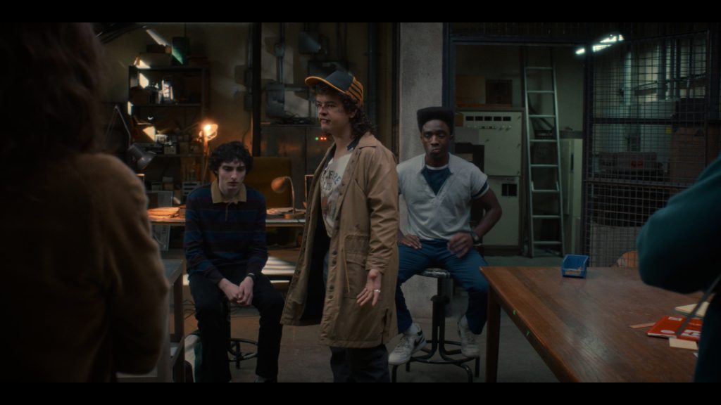 Nike Shoes in Stranger Things S05E03 “Chapter Three – The Turnbow Trap” (2025) (Image 4)