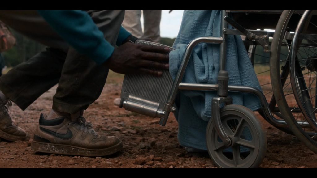 Nike Shoes in Stranger Things S05E07 “Chapter Seven – The Bridge” (2025) (Image 1)