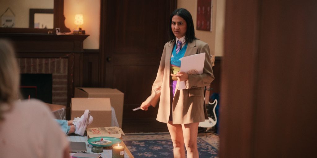 Nike Shoes in The Sex Lives of College Girls S03E02 “Lila by Lila” (2024) (Image 3)