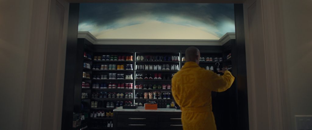 Nike Shoes in Your Friends and Neighbors S02E05 “Halfway to Invisible” (2026) (Image 1)