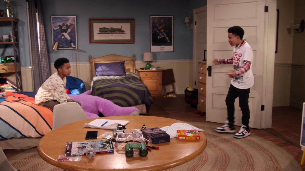 Nike Shoes of Actor Cameron J. Wright as Mazzi McKellan in Family Reunion S04E06 “Remember When Cocoa Did It All” (2021) (Image 1)
