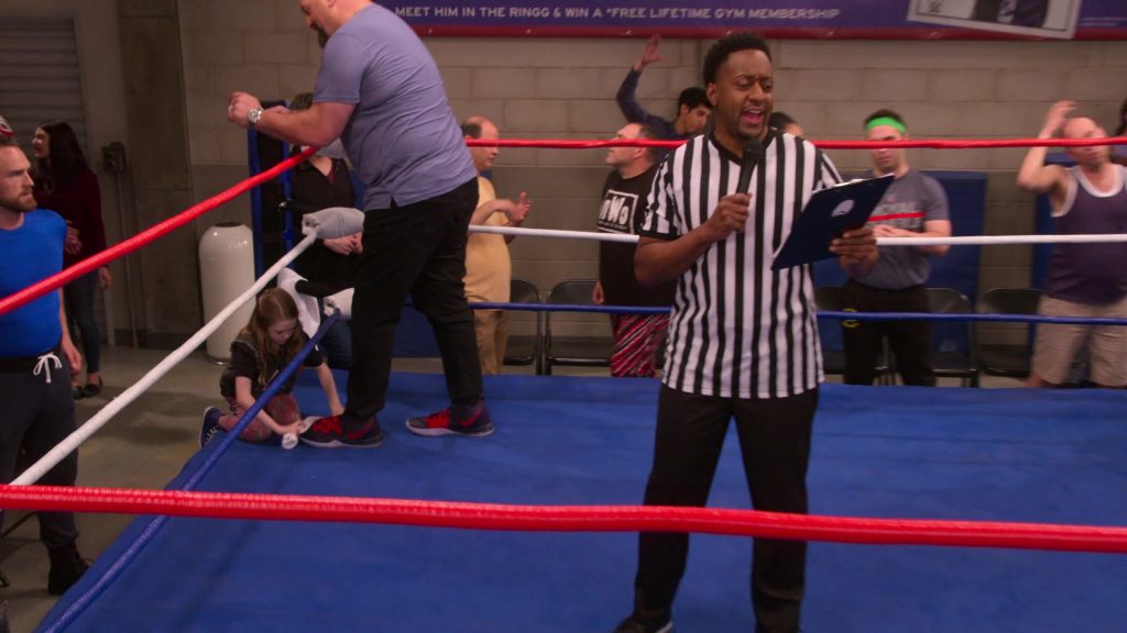 Nike Shoes of Paul Wight in The Big Show Show S01E07 “The Big Surprise” (2020) (Image 2)