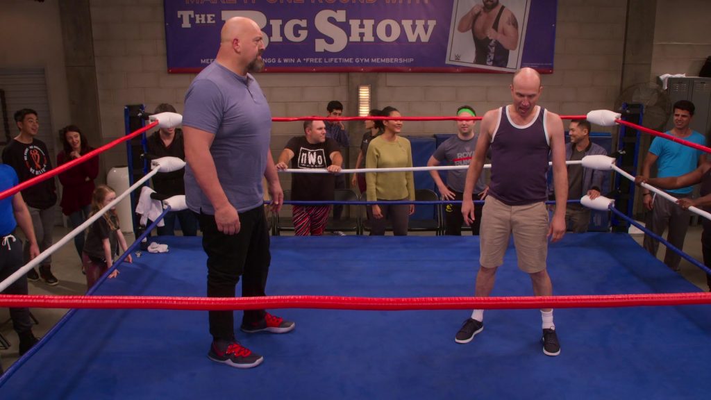Nike Shoes of Paul Wight in The Big Show Show S01E07 “The Big Surprise” (2020) (Image 4)