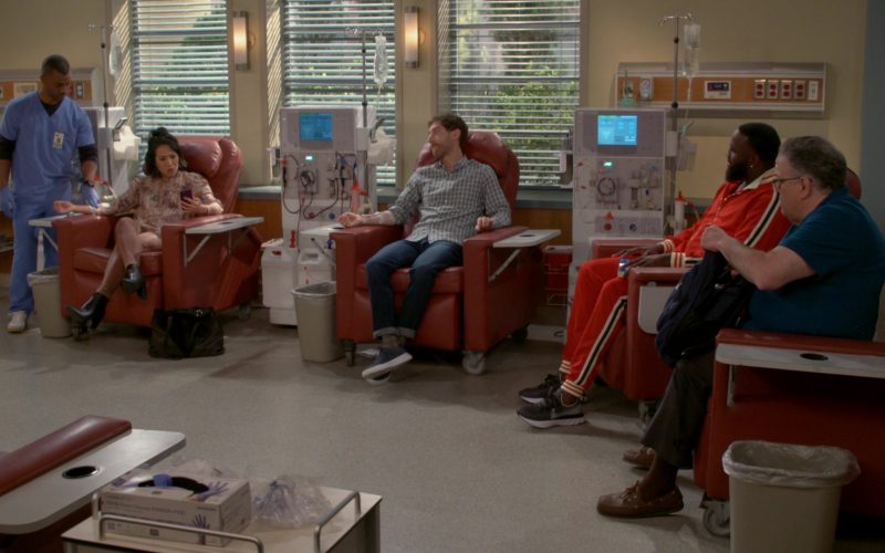 Nike Shoes of Terrence Terrell as Eli in B Positive S01E18 “Life Expectancy” (2021) (Image 1)