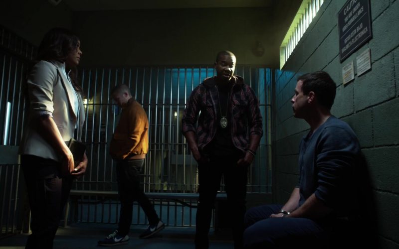 Nike Shoes of Zach Gilford as Ben Walker in L.A.'s Finest S02E03 “Thief of Hearts” (2020) (Image 1)
