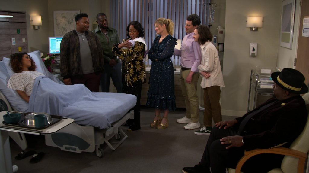 Nike Slides and Vans Shoes in The Neighborhood S06E10 “Welcome to the World” (2024) (Image 3)