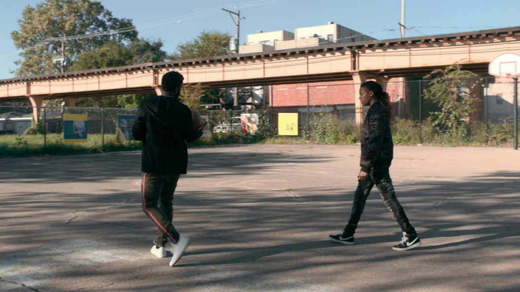 Nike Sneakers (Black) in The Chi S03E06 “Woo Woo Woo” (2020) (Image 1)