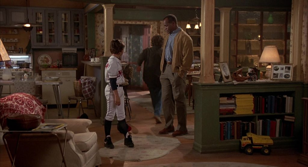 Nike Sneakers (Black) of Joseph Gordon-Levitt as Roger Bomman in Angels in the Outfield (1994) (Image 1)