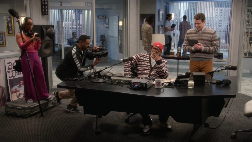 Nike Sneakers, Gucci Cardigan in Poppa's House S01E03 “Podcast” (2024) (Image 3)