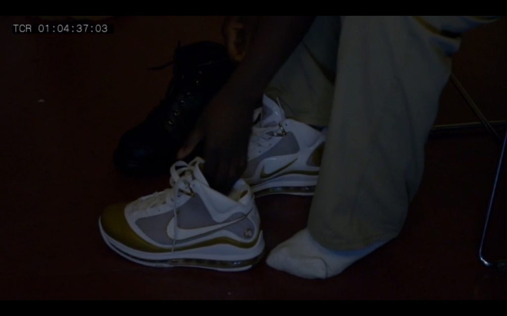 Nike Sneakers – Orange Is the New Black (Image 3)