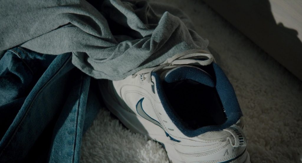 Nike Sneakers (White) Worn by Kevin Hart in The Upside (2017) (Image 6)