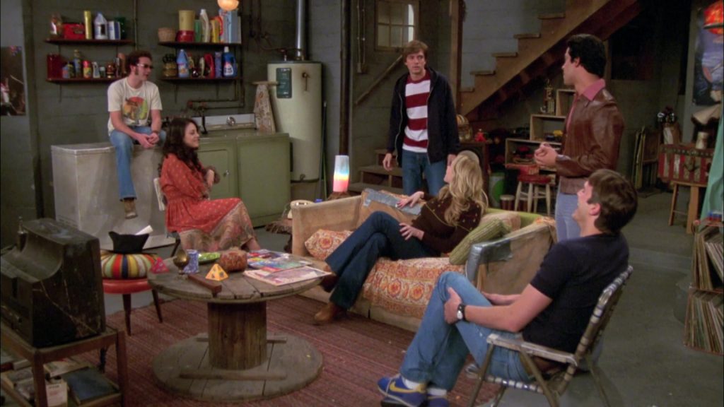 Nike Sneakers Worn by Ashton Kutcher as Michael Kelso in That '70s Show S07E20 “Gimme Shelter” (2005) (Image 1)