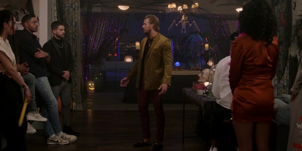 Nike Sneakers Worn by Cast Members in All American S04E19 “Murder Was the Case” (2022) (Image 3)