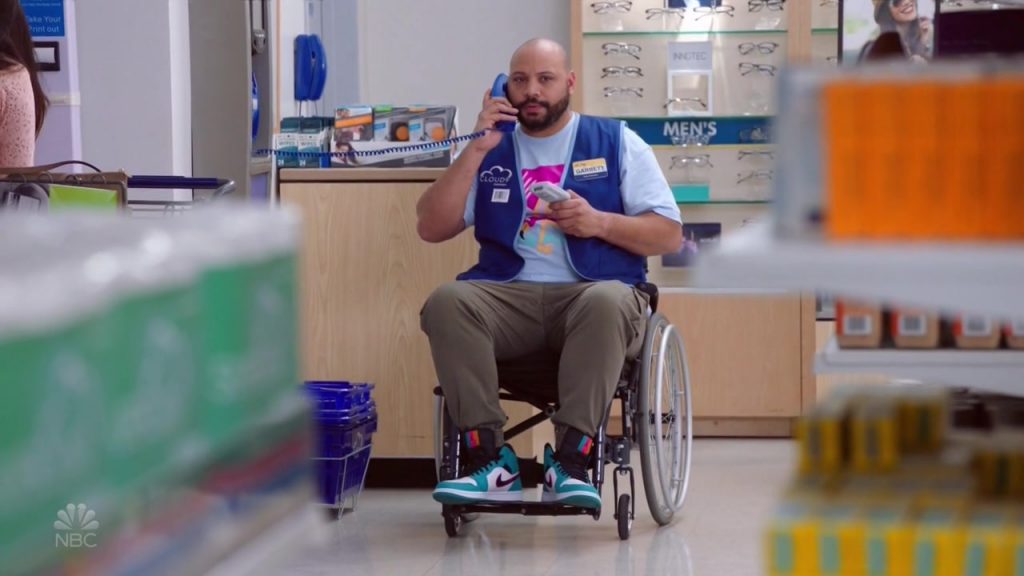 Nike Sneakers Worn by Colton Dunn in Superstore – Season 4, Episode 19, Scanners (2019) (Image 2)
