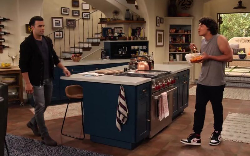 Nike Sneakers Worn by Conor Husting as Tad Cameron in The Expanding Universe of Ashley Garcia Season 1 Episode 2 “Spin, Doctor” (2020) (Image 1)