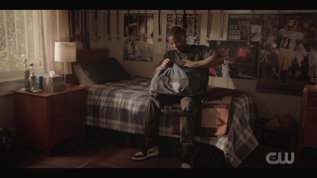 Nike Sneakers Worn by Daniel Ezra as Spencer James in All American Season 2 Episode 7 “Coming Home” (2019) (Image 2)