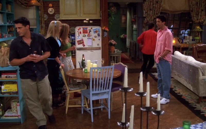 Nike Sneakers Worn by David Schwimmer (Ross Geller) in Friends Season 7 Episode 1 “The One With Monica’s Thunder” (2000) (Image 1)
