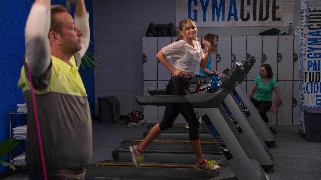Nike Sneakers Worn by Debby Ryan as Patricia Bladell in Insatiable Season 2 Episode 6 “Eat and Run” (2019) (Image 1)