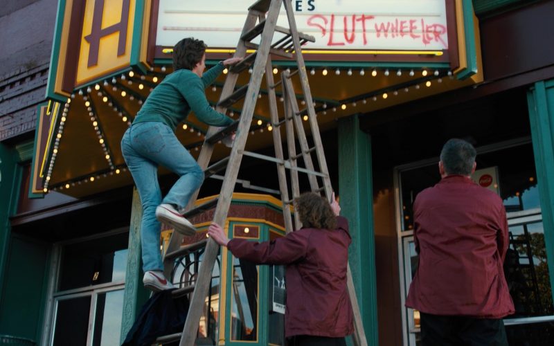 Nike Sneakers Worn by Joe Keery (Steve Harrington) in Stranger Things - The Bathtub (2016) (Image 1)