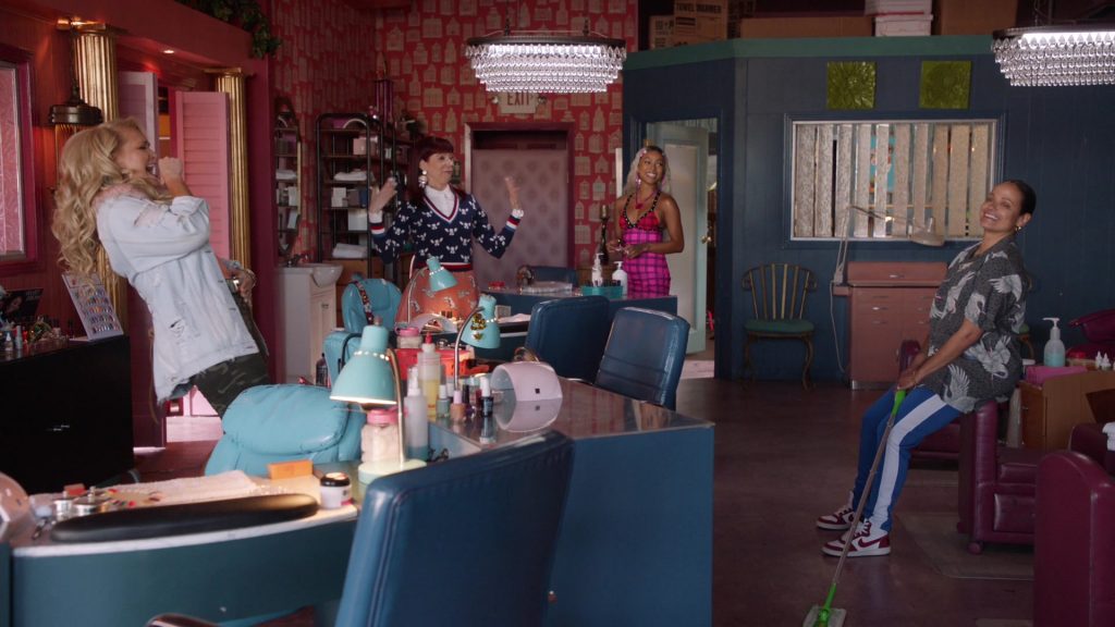 Nike Sneakers Worn by Judy Reyes in Claws – Season 3, Episode 3, Welcome to the Pleasuredome (2019) (Image 3)