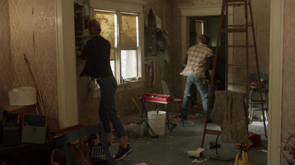 Nike Sneakers Worn by Kate Miner as Tami Tamietti in Shameless Season 10 Episode 12 (2020) (Image 3)