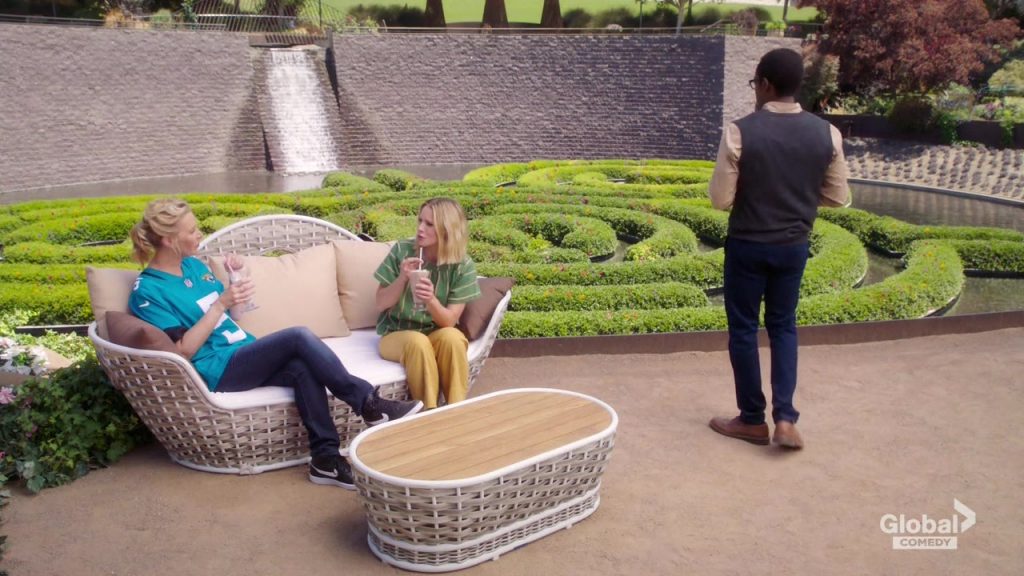 Nike Sneakers Worn by Lisa Kudrow in The Good Place Season 4 Episode 12 “Patty” (2020) (Image 1)