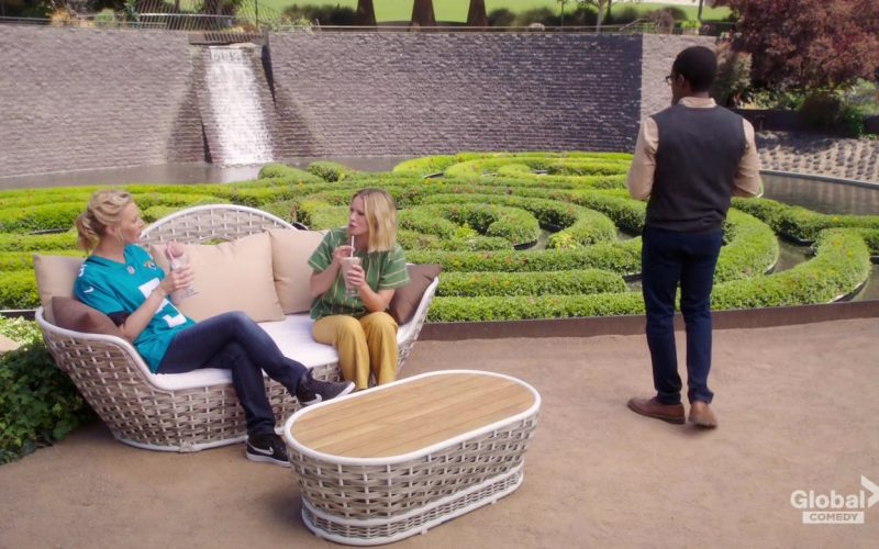 Nike Sneakers Worn by Lisa Kudrow in The Good Place Season 4 Episode 12 “Patty” (2020) (Image 1)