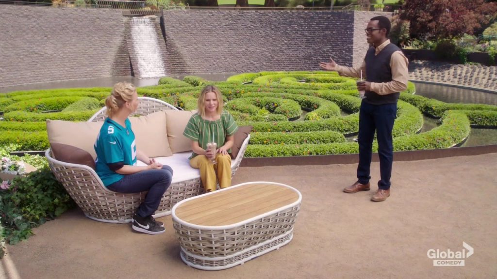 Nike Sneakers Worn by Lisa Kudrow in The Good Place Season 4 Episode 12 “Patty” (2020) (Image 3)