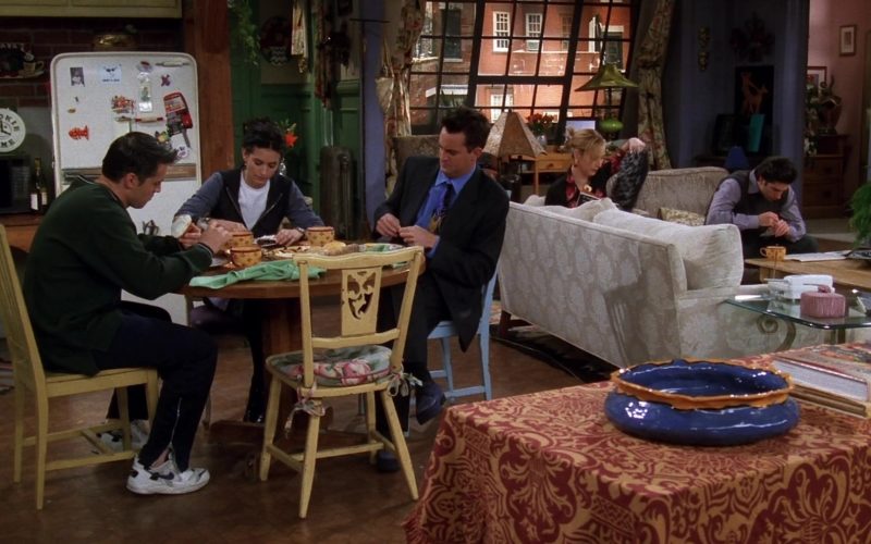 Nike Sneakers Worn by Matt LeBlanc (Joey Tribbiani) in Friends Season 5 Episode 9 “The One With Ross’ Sandwich” (1998) (Image 1)