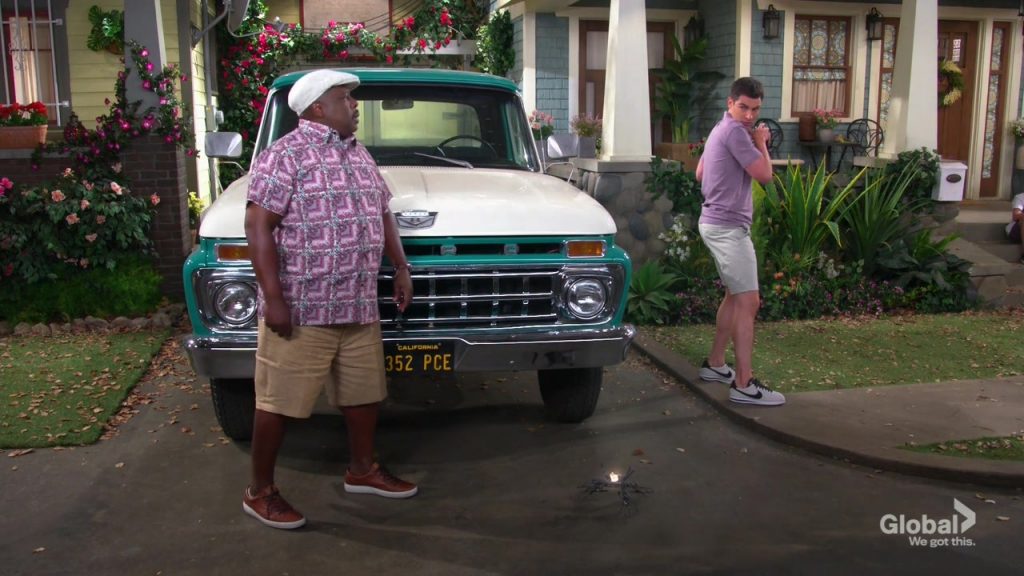 Nike Sneakers Worn by Max Greenfield as Dave Johnson in The Neighborhood Season 2 Episode 4 “Welcome to Co-Habitation” (2019) (Image 3)
