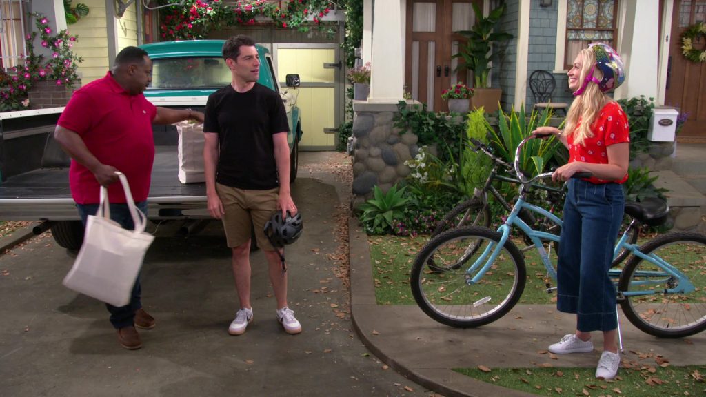 Nike Sneakers Worn by Max Greenfield as Dave Johnson in The Neighborhood Season 2 Episode 5 “Welcome to Soul Food” (2019) (Image 2)