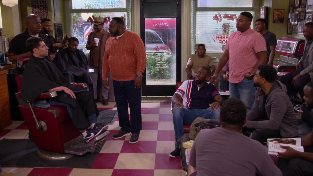 Nike Sneakers Worn by Max Greenfield in The Neighborhood Season 1 Episode 7 - Welcome to the Barbershop (2018) (Image 3)