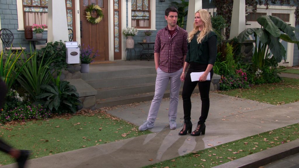 Nike Sneakers Worn by Max Greenfield in The Neighborhood Season 2 Episode 8 “Welcome to Bowling” (2019) (Image 2)