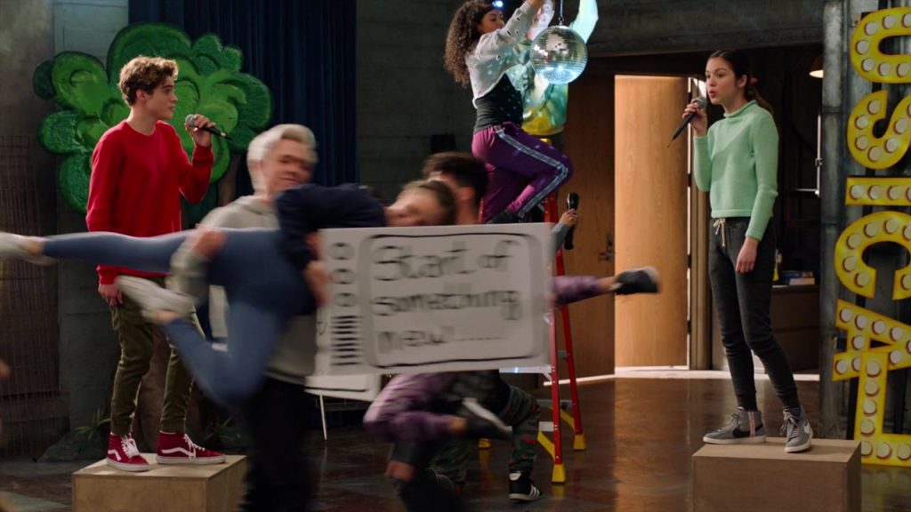 Nike Sneakers Worn by Olivia Rodrigo as Nini Salazar-Roberts in High School Musical - The Musical - The Series Season 1 Episode 7 “Thanksgiving” (2019) (Image 1)