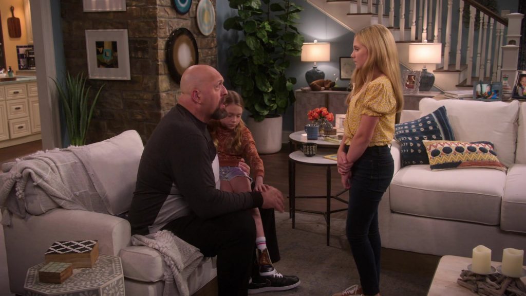 Nike Sneakers Worn by Paul Wight as Big Show in The Big Show Show S01E05 “The Big Process” (2020) (Image 2)